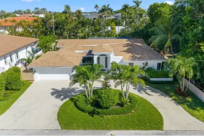 735 NE 6th St, Boca Raton, FL 33432 - Photo 1