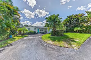 1920 NE 26th Dr, Wilton Manors, FL 33306 - Photo 27
