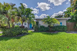 1920 NE 26th Dr, Wilton Manors, FL 33306 - Photo 29