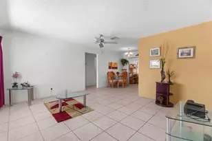 4510 NW 49th Ct, Tamarac, FL 33319 - Photo 15