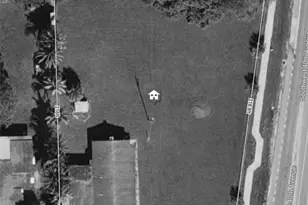 4041 SW 52nd St, Dania Beach, FL 33004 - Photo 5