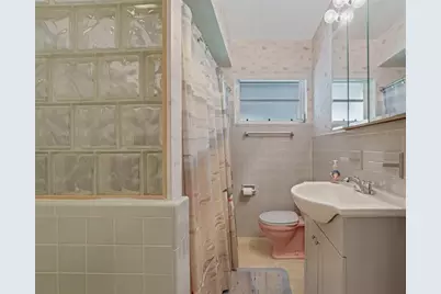 1122  Beach Rd, Singer Island, FL 33404 - Photo 19