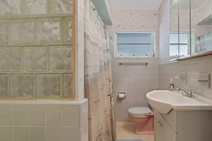 1122 Beach Rd, Singer Island, FL 33404 - Photo 19