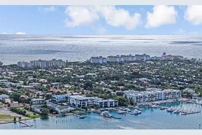 1122  Beach Rd, Singer Island, FL 33404 - Photo 31