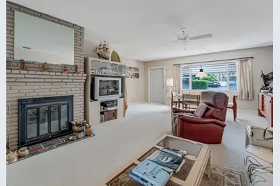 1122  Beach Rd, Singer Island, FL 33404 - Photo 7