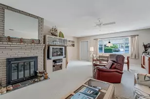 1122 Beach Rd, Singer Island, FL 33404 - Photo 7