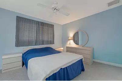 1122  Beach Rd, Singer Island, FL 33404 - Photo 15