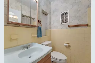 1122  Beach Rd, Singer Island, FL 33404 - Photo 17