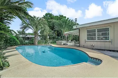 1122  Beach Rd, Singer Island, FL 33404 - Photo 23
