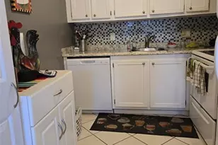 159 Newport J, Deerfield Beach, FL 33442 - Photo 9