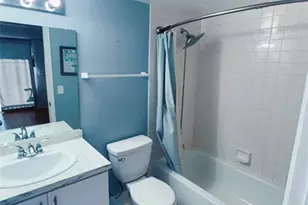 13250 SW 4th Ct, Pembroke Pines, FL 33027 - Photo 11