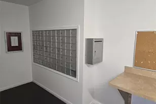 13250 SW 4th Ct, Pembroke Pines, FL 33027 - Photo 17