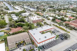 2201 NE 36th St, Lighthouse Point, FL 33064 - Photo 39