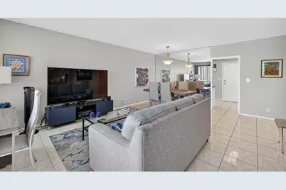 3233 NE 34th St, Unit #814, Fort Lauderdale, FL 33308 - Photo 9