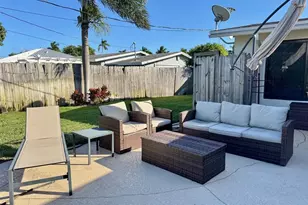 1101 SE 4th Ct, Deerfield Beach, FL 33441 - Photo 23