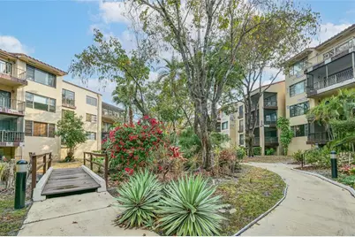 6010 S Falls Circle Dr, Unit #305, Lauderhill, FL 33319 - Photo 37