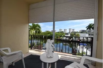 1018 NE 25th, Hallandale Beach, FL 33009 - Photo 25
