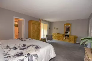 1018 NE 25th, Hallandale Beach, FL 33009 - Photo 23