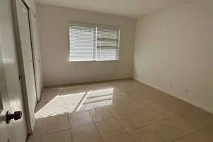 515 S Sequoia Dr, West Palm Beach, FL 33409 - Photo 7