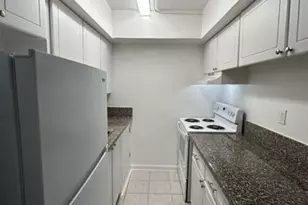 515 S Sequoia Dr, West Palm Beach, FL 33409 - Photo 3