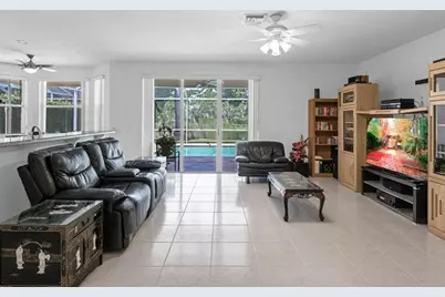 4032  Pinewood Ln, Weston, FL 33331 - Photo 5