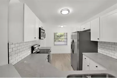 23344  Carolwood Ln, Unit #302, Boca Raton, FL 33428 - Photo 3