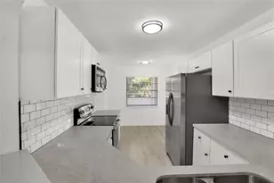 23344 Carolwood Ln, Boca Raton, FL 33428 - Photo 3