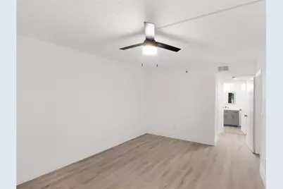 23344  Carolwood Ln, Unit #302, Boca Raton, FL 33428 - Photo 13