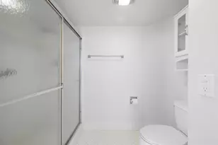 550 SW 137th Ave, Pembroke Pines, FL 33027 - Photo 13