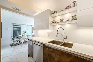 3625 N Country Club Dr, Aventura, FL 33180 - Photo 19