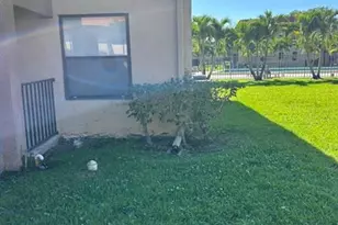 21895 Lake Forest Cir, Boca Raton, FL 33433 - Photo 31