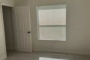 21895 Lake Forest Cir, Boca Raton, FL 33433 - Photo 13