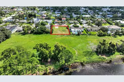 3135  Chapel Hill Blvd, Boynton Beach, FL 33435 - Photo 7