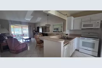 4801 NW 34th St, Unit #601, Lauderdale Lakes, FL 33319 - Photo 1