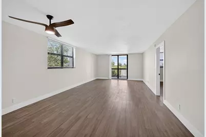 2707 NE 14th St Cswy, Unit #401, Pompano Beach, FL 33062 - Photo 7