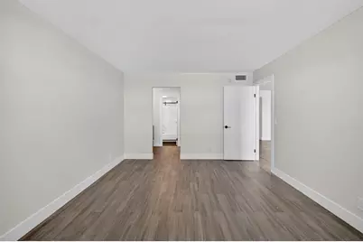 2707 NE 14th St Cswy, Unit #401, Pompano Beach, FL 33062 - Photo 15