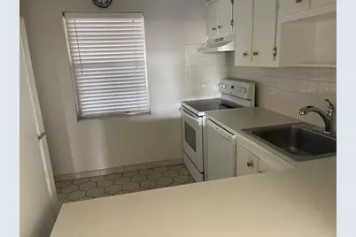 1005  Country Club Dr, Unit #205, Margate, FL 33063 - Photo 3