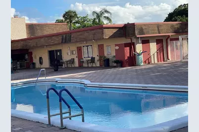 1005  Country Club Dr, Unit #205, Margate, FL 33063 - Photo 47