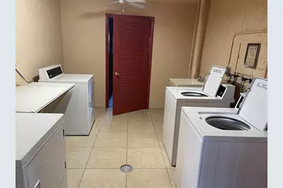 1005  Country Club Dr, Unit #205, Margate, FL 33063 - Photo 21