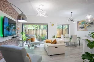 361 SW 95 Terrace, Pembroke Pines, FL 33025 - Photo 5