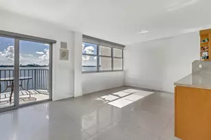 11930 N Bayshore Dr, North Miami, FL 33181 - Photo 13