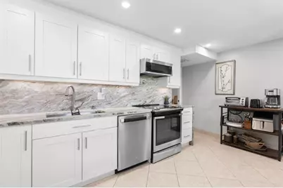 806  Cypress Grove Ln, Unit #403, Pompano Beach, FL 33069 - Photo 7