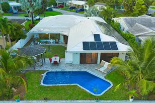 208 NE 30th St, Wilton Manors, FL 33334 - Photo 49