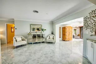 208 NE 30th St, Wilton Manors, FL 33334 - Photo 17