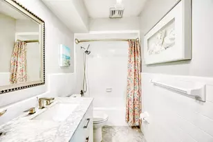 208 NE 30th St, Wilton Manors, FL 33334 - Photo 31