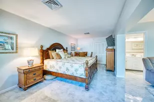 208 NE 30th St, Wilton Manors, FL 33334 - Photo 29