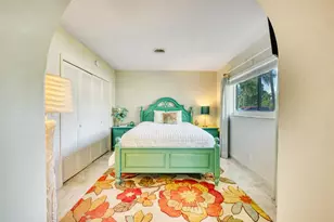 208 NE 30th St, Wilton Manors, FL 33334 - Photo 25