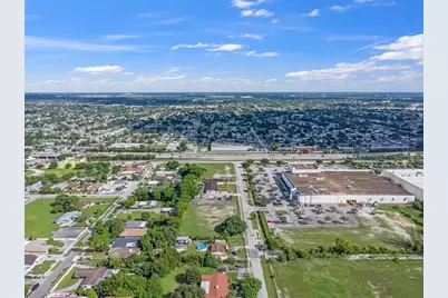 16600 NW 44th Court, Opa Locka, FL 33054 - Photo 15