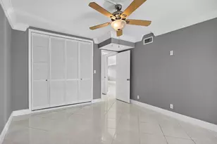 328 N Ocean Blvd, Pompano Beach, FL 33062 - Photo 25