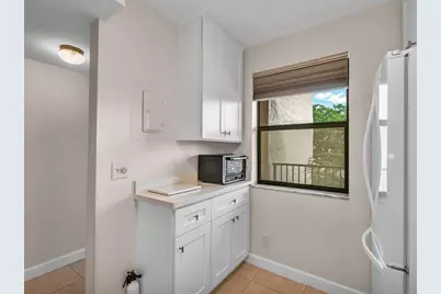 10402  Sunrise Lakes Blvd, Unit #312, Sunrise, FL 33322 - Photo 7